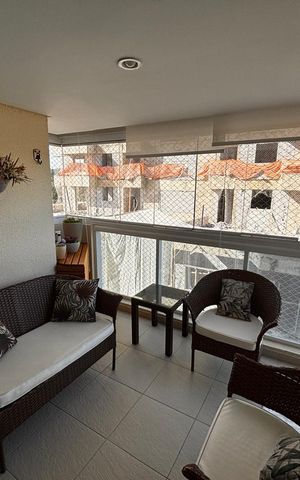 Apartamento à venda com 76m², 2 quartos e 1 vaga Apartamento à venda com 76m², 2 quartos e 1 vagaVaranda