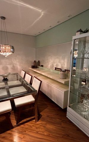 Apartamento à venda com 76m², 2 quartos e 1 vaga Apartamento à venda com 76m², 2 quartos e 1 vagaSala de Jantar