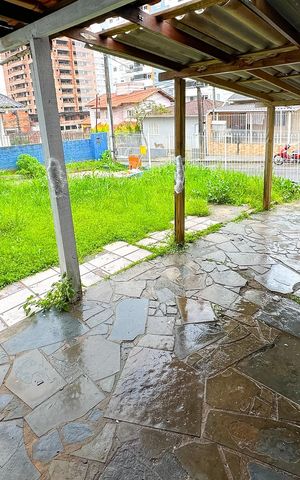 Casa para alugar com 200m², 3 quartos e 2 vagasGaragem
