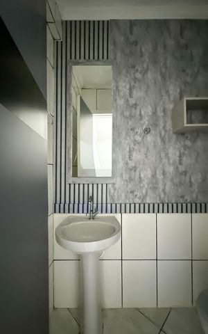 Casa para alugar com 200m², 3 quartos e 2 vagasLavabo