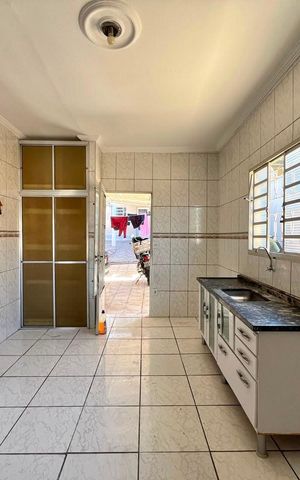 Casa para alugar com 166m², 2 quartos e 2 vagas Casa para alugar com 166m², 2 quartos e 2 vagasCozinha