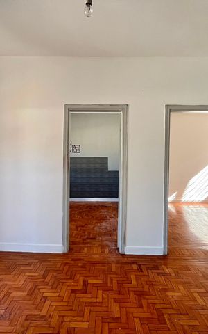 Casa para alugar com 166m², 2 quartos e 2 vagas Casa para alugar com 166m², 2 quartos e 2 vagasSala
