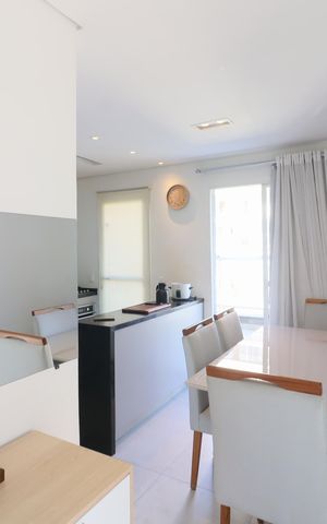 Apartamento para alugar com 123m², 3 quartos e 2 vagasCozinha e Área de Serviço