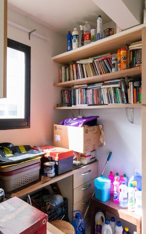 Apartamento à venda com 83m², 3 quartos e 2 vagas Apartamento à venda com 83m², 3 quartos e 2 vagasQuarto de Serviço