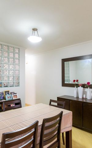 Apartamento à venda com 83m², 3 quartos e 2 vagas Apartamento à venda com 83m², 3 quartos e 2 vagasSala