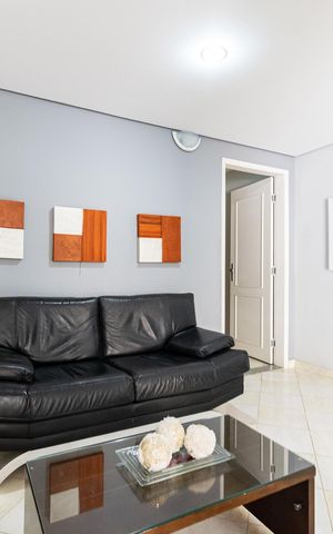 Apartamento à venda com 83m², 3 quartos e 2 vagas Apartamento à venda com 83m², 3 quartos e 2 vagasHall