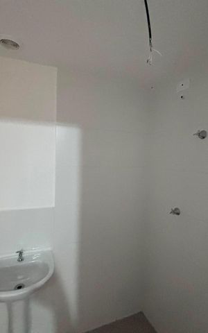 Apartamento para alugar com 34m², 2 quartos e sem vaga Apartamento para alugar com 34m², 2 quartos e sem vagaBanheiro