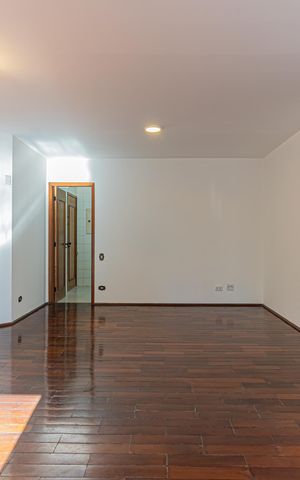 Apartamento à venda com 130m², 2 quartos e 2 vagas