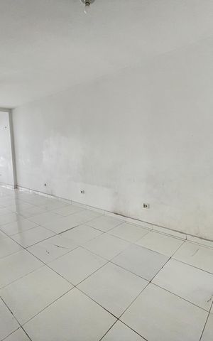 Casa à venda com 85m², 4 quartos e 5 vagasSala