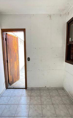 Casa à venda com 85m², 4 quartos e 5 vagasQuarto 4