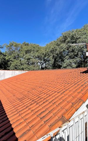 Casa à venda com 85m², 4 quartos e 5 vagasVaranda