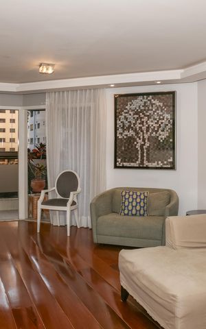 Apartamento à venda com 193m², 3 quartos e 3 vagas