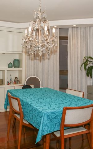 Apartamento à venda com 193m², 3 quartos e 3 vagas