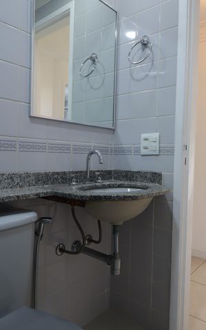 Apartamento para alugar com 64m², 2 quartos e 1 vagaBanheiro