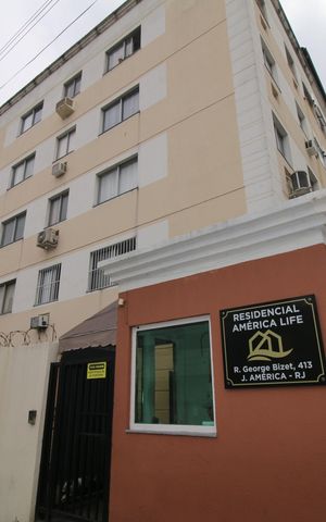 Apartamento para alugar com 41m², 3 quartos e 1 vagaFachada e portaria