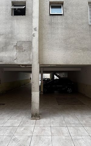 Apartamento à venda com 47m², 2 quartos e 1 vaga Apartamento à venda com 47m², 2 quartos e 1 vagaGaragem