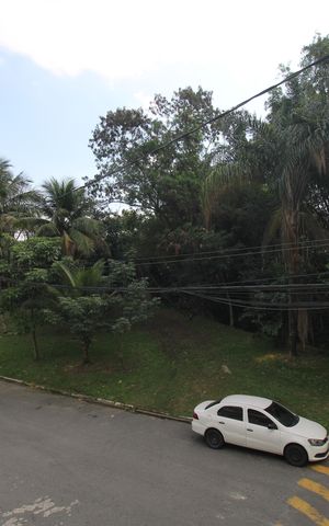 Casa de condomínio à venda com 215m², 4 quartos e 2 vagasFrente da casa - Vista