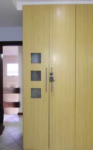 Casa de condomínio à venda com 215m², 4 quartos e 2 vagasQuarto 2