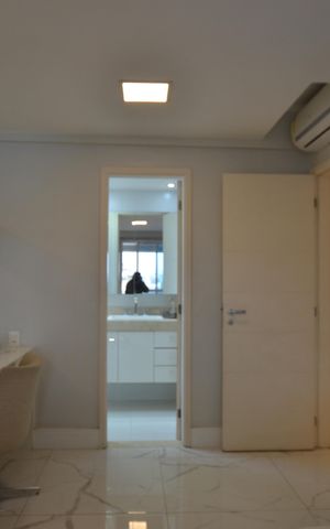 Apartamento à venda com 249m², 3 quartos e 3 vagasSuíte 