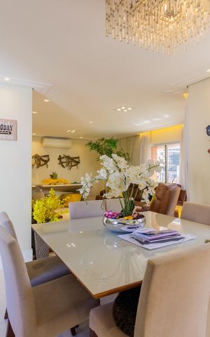 Apartamento à venda com 150m², 3 quartos e 4 vagas Apartamento à venda com 150m², 3 quartos e 4 vagasSala