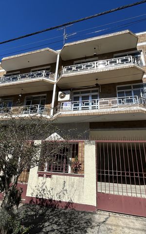 Apartamento à venda com 140m², 3 quartos e 2 vagasFachada + placa