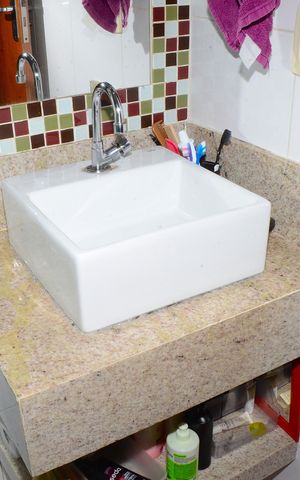 Apartamento à venda com 51m², 2 quartos e 1 vagaBanheiro Corredor