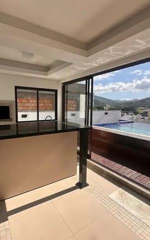 Casa para alugar com 360m², 3 quartos e 3 vagas