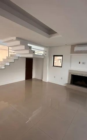 Casa para alugar com 360m², 3 quartos e 3 vagas
