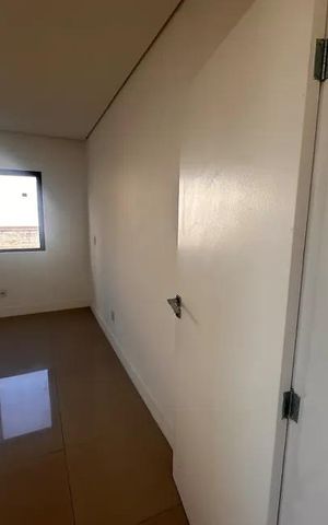 Casa para alugar com 360m², 3 quartos e 3 vagas