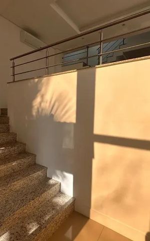 Casa para alugar com 360m², 3 quartos e 3 vagas