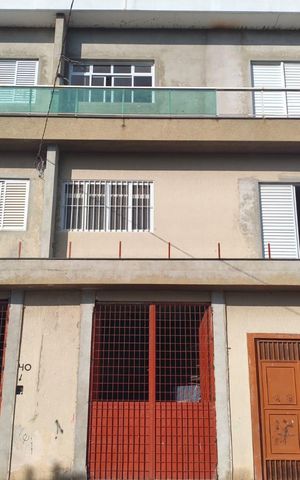 Casa para alugar com 840m², 2 quartos e 1 vaga Casa para alugar com 840m², 2 quartos e 1 vagaFachada