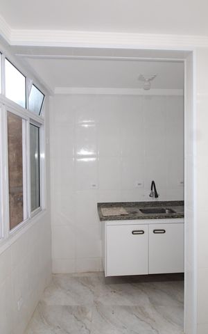 Casa para alugar com 840m², 2 quartos e 1 vagaCozinha