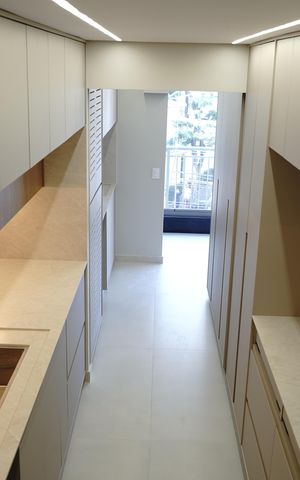 Apartamento à venda com 170m², 3 quartos e 2 vagasCozinha