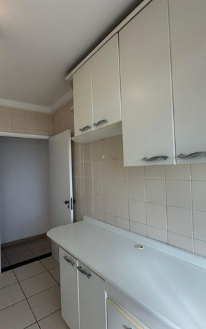 Apartamento para alugar com 80m², 2 quartos e 2 vagas Apartamento para alugar com 80m², 2 quartos e 2 vagasCozinha
