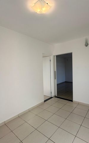 Apartamento para alugar com 80m², 2 quartos e 2 vagas Apartamento para alugar com 80m², 2 quartos e 2 vagasQuarto 2