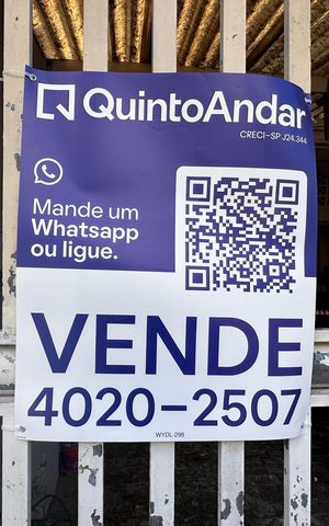 Casa à venda com 326m², 3 quartos e 4 vagas Casa à venda com 326m², 3 quartos e 4 vagasPlaca