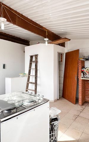 Casa à venda com 326m², 3 quartos e 4 vagas Casa à venda com 326m², 3 quartos e 4 vagasÁrea de Serviço - Casa 2
