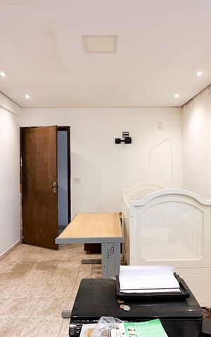 Casa à venda com 326m², 3 quartos e 4 vagas Casa à venda com 326m², 3 quartos e 4 vagasSala - Casa 2