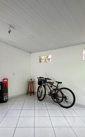 Casa à venda com 326m², 3 quartos e 4 vagas Casa à venda com 326m², 3 quartos e 4 vagasQuarto - Casa 1