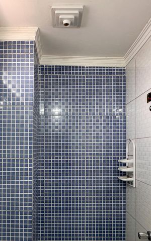 Casa à venda com 326m², 3 quartos e 4 vagas Casa à venda com 326m², 3 quartos e 4 vagasBanheiro Social - Casa 1