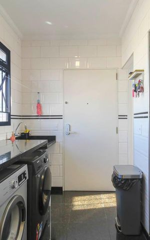 Apartamento à venda com 131m², 3 quartos e 2 vagas