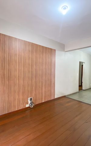 Casa à venda com 360m², 6 quartos e 2 vagas