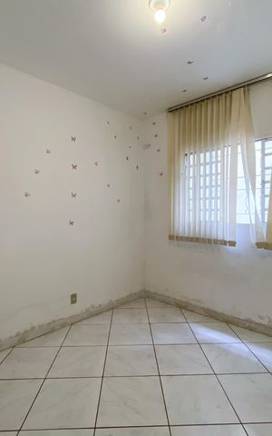 Casa à venda com 360m², 6 quartos e 2 vagas