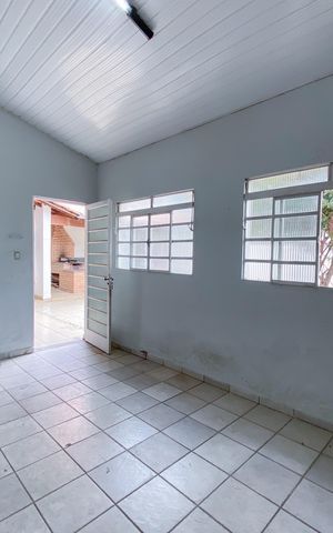Casa à venda com 360m², 6 quartos e 2 vagas