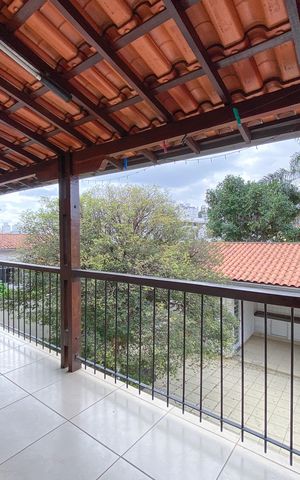 Casa à venda com 360m², 6 quartos e 2 vagas