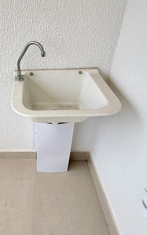 Apartamento para alugar com 35m², 2 quartos e sem vaga Apartamento para alugar com 35m², 2 quartos e sem vagaÁrea de Serviço