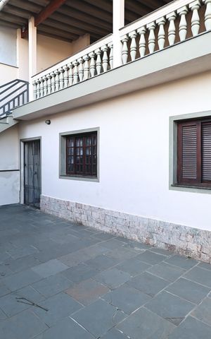 Casa à venda com 156m², 2 quartos e 3 vagas Casa à venda com 156m², 2 quartos e 3 vagasCasa 2