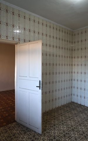 Casa à venda com 156m², 2 quartos e 3 vagas Casa à venda com 156m², 2 quartos e 3 vagasCozinha