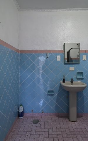 Casa à venda com 156m², 2 quartos e 3 vagas Casa à venda com 156m², 2 quartos e 3 vagasBanheiro