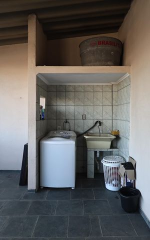 Casa à venda com 156m², 2 quartos e 3 vagas Casa à venda com 156m², 2 quartos e 3 vagasCasa 2 - Área de serviço